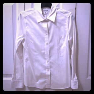 Banana Republic Non-Iron fitted button down shirt